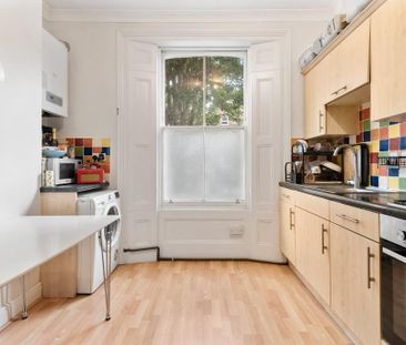 2 bedroom flat to rent - Photo 6