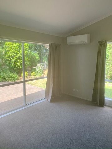 Charming 2BR Home in Havelock North! - Photo 2