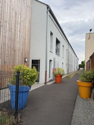 Location Appartement 3 pièces 66m² HUNINGUE 68330 - Photo 5