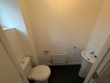 Thackeray Road, CV2, Property for rent - Photo 3