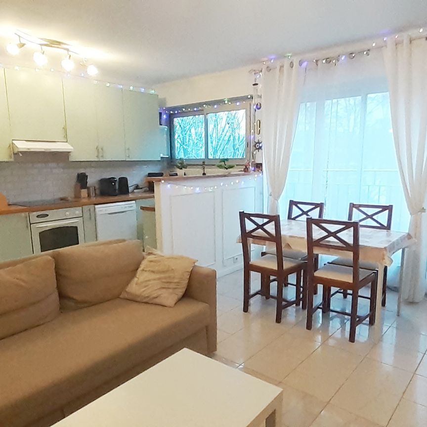 Location Appartement 3 pièces 70m² BRUNOY 91800 - Photo 1