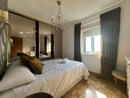 Calle de La Canción del Olvido, Madrid, Community of Madrid 28041 - Foto 3