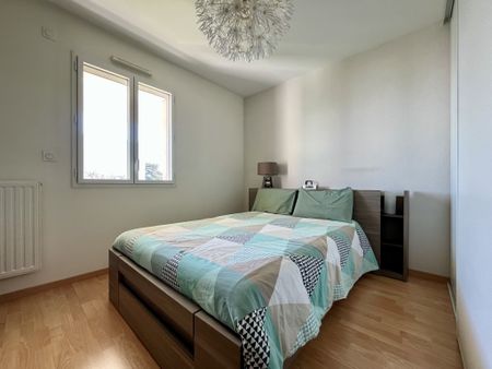 Location Appartement 3 pièces 75m² AUBIERE 63170 - Photo 5