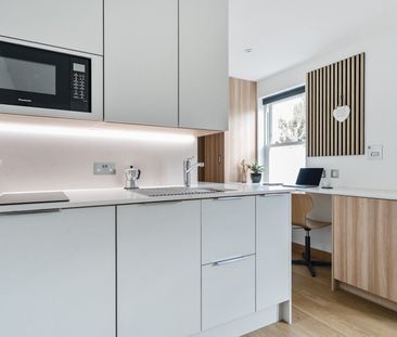 Studio Flat to rent - Victoria Road, Sidcup, DA15 - Photo 2