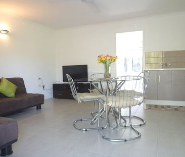 MODERN FULLY FURNISHED UNIT IN THE HEART OF EDGE HILL - Photo 1