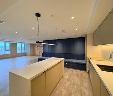 For Lease - 4878 Powers Common Unit# D1303, Burlington, Ontario - Photo 2