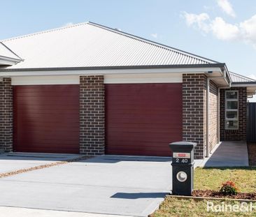 2/40 Malachite Street, Chisholm, NSW 2322 - Photo 2