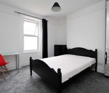 3 bedroom house share to rent - Photo 1