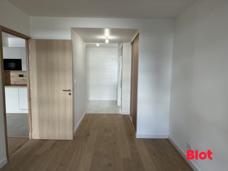Location Appartement 2 pièces 50m² RENNES 35700 - Photo 4