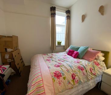 Flat 1 37 Neville Street, Cardiff CF11 6LQ - Photo 4