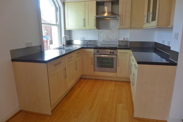 Romsey Middlebridge Street Unfurnished - Photo 1
