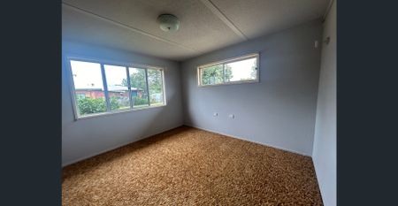 3 Bedroom home close to school - Photo 4