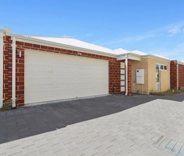 Stylish home Offering Space, Comfort and Convenience - Photo 5