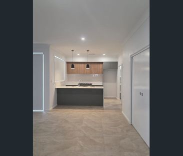 Brand New 4-Bedroom Home in Family-Friendly Estate – Crangan Bay - Photo 6