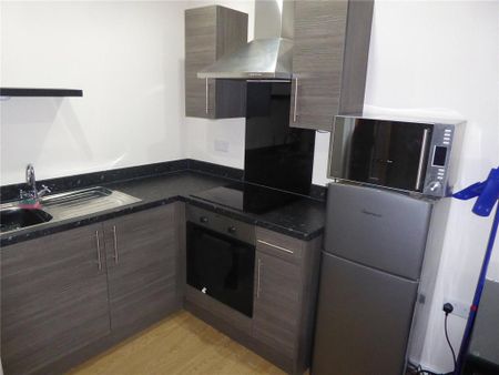 1 bedroom apartment to rent - Photo 4