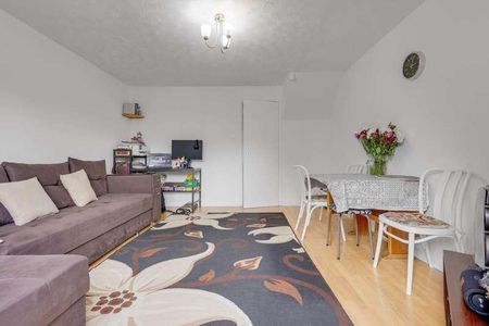 Kirkham Road, London, E6 - Photo 3