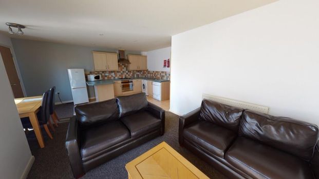 2 bedroom flat to rent - Photo 1
