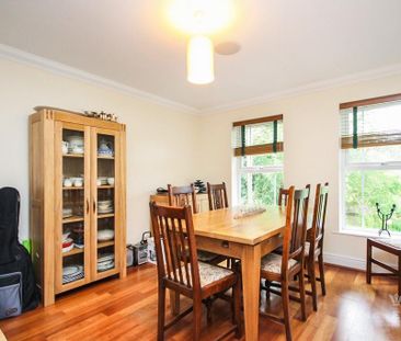 4 bedroom property to rent - Photo 2