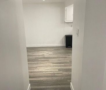 For Lease - 102 Westcroft Drive Unit# Bsmt, Toronto, Ontario - Photo 4