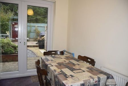 2 bedroom semi-detached house to rent - Photo 2