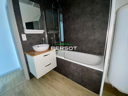 Appartement T2 à louer au centre-ville de Baume-les-Dames - Photo 2