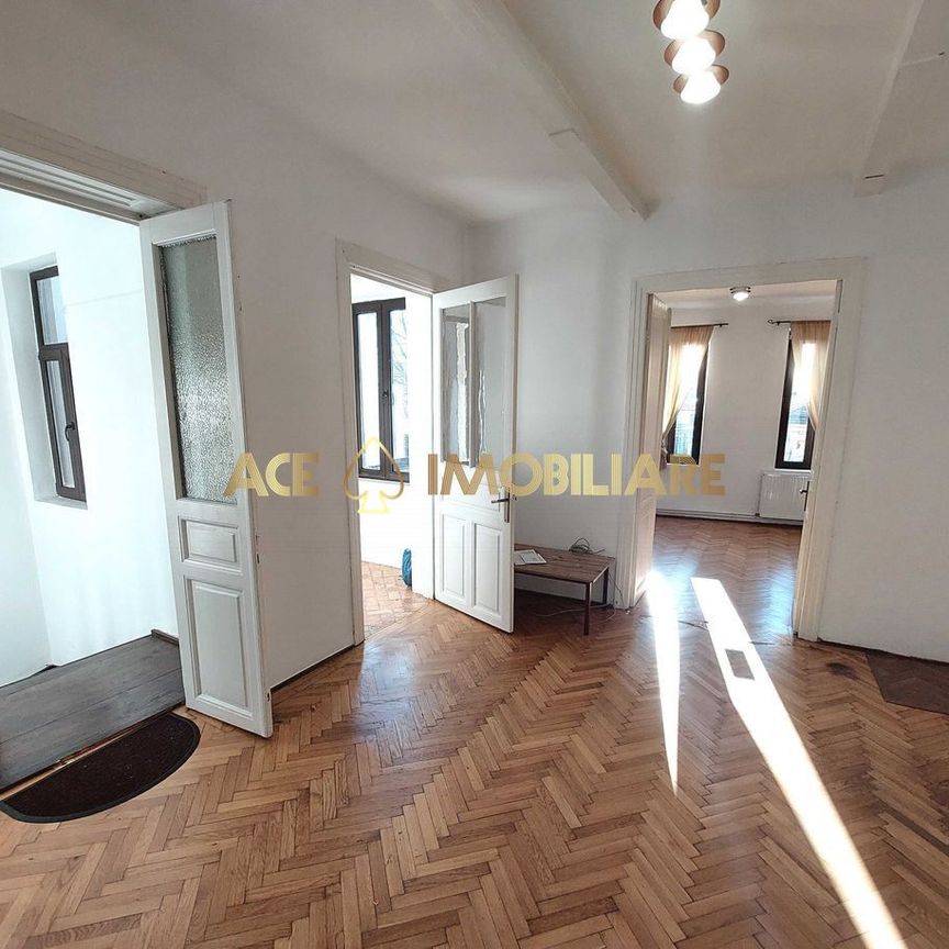 Spatiu Birou de inchiriat | 3 camere | Tineretului - Carol | Curte - Fotografie 1