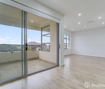 HUGE Family Home On Large Level Block - Photo 1