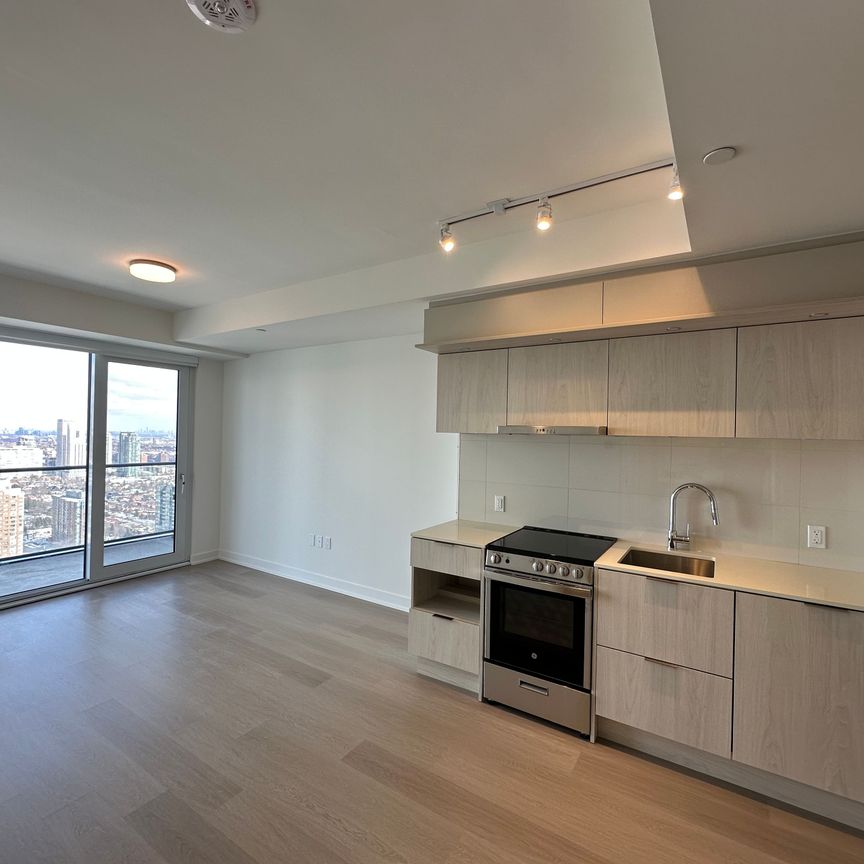 For Lease - 448 Burhamthorpe Road Unit# 3107, Mississauga, Ontario - Photo 1