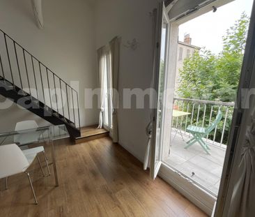 Location Appartement 2 pièces 45m² MARSEILLE 5ème - Photo 4