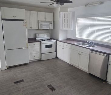 For Lease - 3784 Sinnicks Avenue Unit# 1, Niagara Falls, Ontario - Photo 2