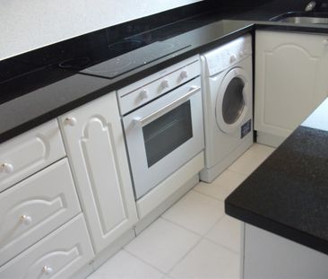 1 Bed Flat, Gurney Close, IG11 - Photo 5