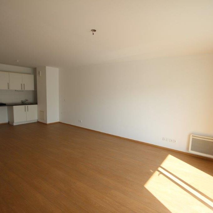 T2 de 56.72 m², rue Paul Lafargue, Place casquette réf 00382-206 - Photo 1