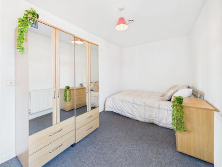 5 bedroom house to rent - Photo 4