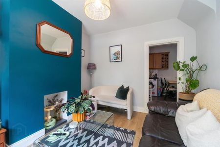 32 Dunraven Gardens, Belfast, BT5 5LG - Photo 2