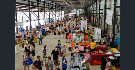 Desirable Townhouse Just Minutes to Sydney CBD - Photo 2