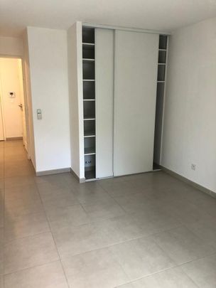 Location Appartement 2 pièces 42m² ST LAURENT DU VAR 06700 - Photo 1