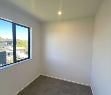 Brand New - 2 Bedrooms plus Study - Photo 3