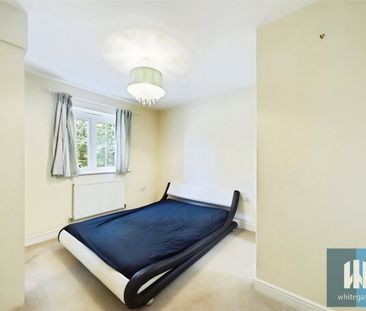 Malthouse Mews, Pontefract, West Yorkshire, WF8 - Photo 4