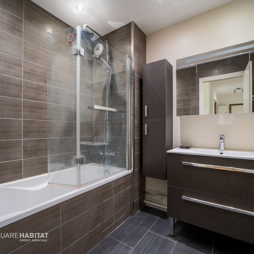 Location Appartement 3 pièces 76m² MONS EN BAROEUL 59370 - Photo 1