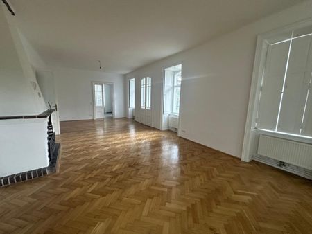 !! 1130 Wien, Speising !! Exklusive 150m2 Altbauwohnung in prachtvoller Villa mit großem Eigengarten und Pool zu vermieten! - Photo 3