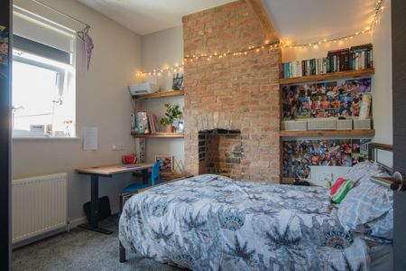 One of our latest and greatest houses for 6! - Photo 4