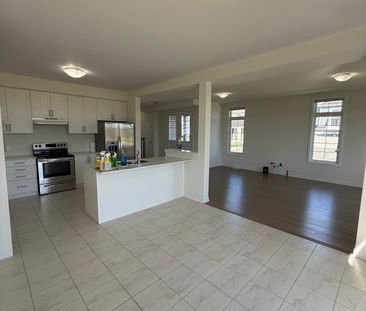 For Lease - 128 Oakmont Drive, Loyalist, Ontario - Photo 6