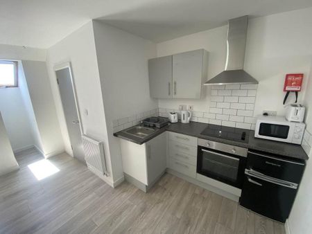 1 bedroom flat to rent - Photo 5