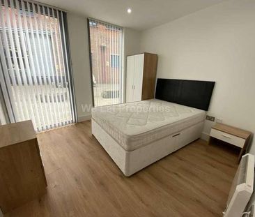 Ovale, Albion Works, M4 - Photo 6