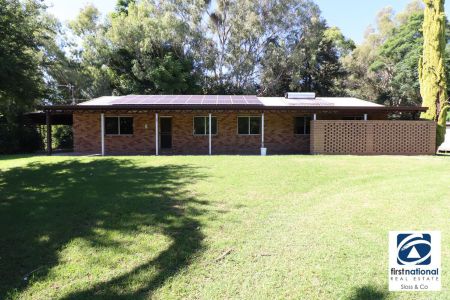 Large 4 Bedroom Home- Break lease. Rent will increase mid February. to $495 p/w - Photo 2