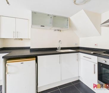 1 bedroom property to rent - Photo 4
