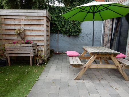 Mooi gelijkvloersappartement met 2 slaapkamers en terras - Photo 4