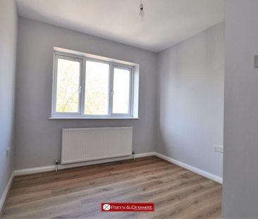 5 bedroom semi-detached house to rent - Photo 5