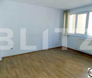 2 camere, 60 mp, decomandat, zona centrala - Fotografie 6