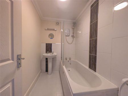 1 bed apartment to rent in Cleveland Street, Guisborough, TS14 - Photo 3